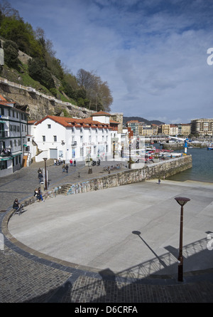 Il porto e il Museo Navale in San Sebastián Donostia, Paesi Baschi Foto Stock