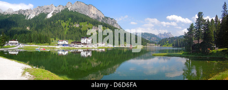 Lago di Misurina, Dolomiti, Veneto, Italia Foto Stock