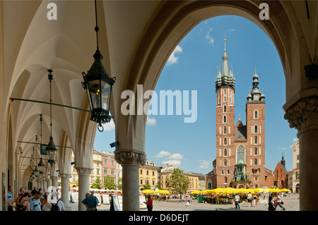 Dalla Basilica di Santa Maria dal panno Hall, Cracovia in Polonia Foto Stock