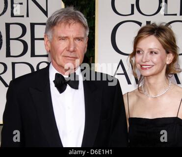 Noi attori Harrison Ford e Calista Flockhart frequentare la sessantanovesima Annuale di Golden Globe Awards presentato dalla Hollywood Foreign Press Association in Hotel Beverly Hilton di Los Angeles, Stati Uniti d'America, il 15 gennaio 2012. Foto: Hubert Boesl Foto Stock