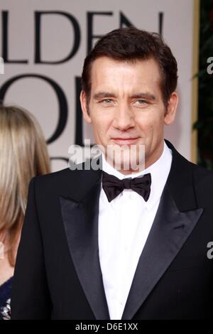 Attore britannico Clive Owen assiste la sessantanovesima Annuale di Golden Globe Awards presentato dalla Hollywood Foreign Press Association in Hotel Beverly Hilton di Los Angeles, Stati Uniti d'America, il 15 gennaio 2012. Foto: Hubert Boesl Foto Stock