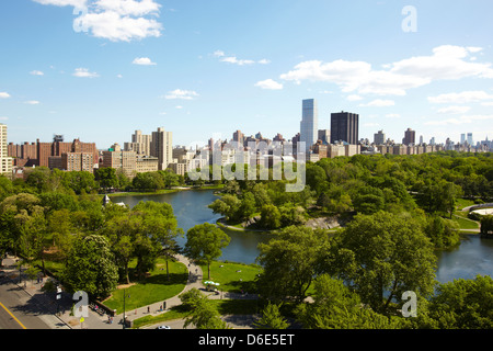 Parco Urbano e grattacieli di New York, New York, Stati Uniti Foto Stock