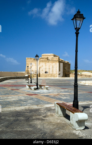 Castello medievale oltre al porto, Paphos, Cipro. Foto Stock