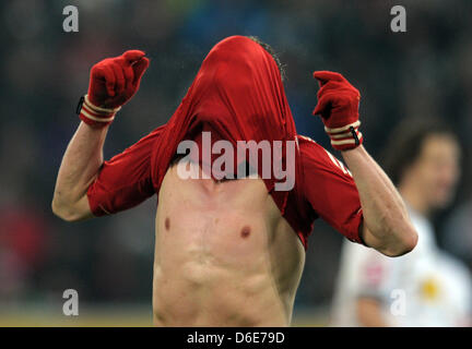 Monaco di Baviera Bastian SCHWEINSTEIGER reagisce durante la Bundesliga tedesca match tra Borussia Moenchengladbach e FC Bayern Monaco di Baviera al Borussia Park di Moenchengladbach, Germania, 20 gennaio 2012. Moenchengladbach sconfitto Monaco di Baviera 3-1. Foto: Federico Gambarini Foto Stock