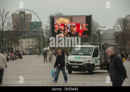 Funerale della Baronessa Thatcher come visto Plymouth TV Foto Stock