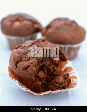 Doppio muffin al cioccolato Foto Stock