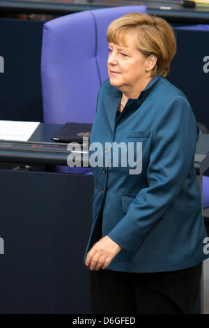 Berlino, Germania. Il 18 aprile 2013. Assemblea plenaria nel Parlamento tedesco discutere di un sostegno finanziario a favore di Cipro. Credito: Credito: Gonçalo Silva/Alamy Live News. Foto Stock