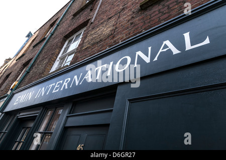 Emin Shop internazionale in Spitalfields Foto Stock