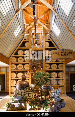 Visualizzazione di rame ancora al di fuori della Evan Williams teatro a cielo Hill distillerie di bourbon Heritage Centre Foto Stock