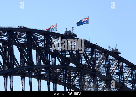 Il Sydney Harbour Bridge scalatori Foto Stock