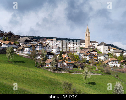 Alto Adige - Italia San Genesio (SAN GENESIO ATESINO) sopra la città di Bolzano). Foto Stock