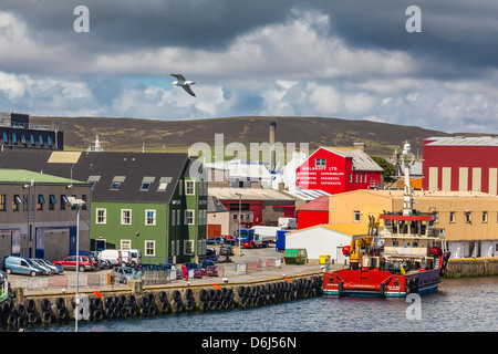 Punto di vista del porto di Lerwick, Isole Shetland Scozia, Regno Unito, Europa Foto Stock