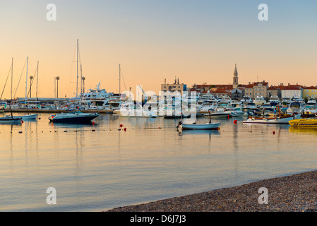 Budva Marina, Città Vecchia (Stari Grad), Budva, Montenegro, Europa Foto Stock