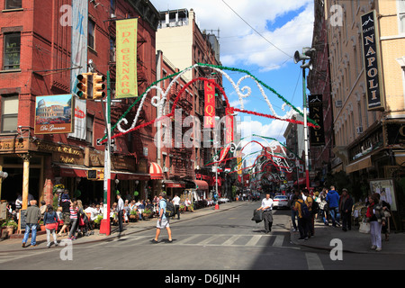 Mulberry Street, Little Italy, Manhattan, New York City, Stati Uniti d'America, America del Nord Foto Stock