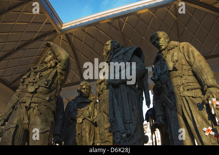 Interno del monumento al Royal Air Force Bomber Command, Piccadilly, Londra, Inghilterra, Regno Unito Foto Stock
