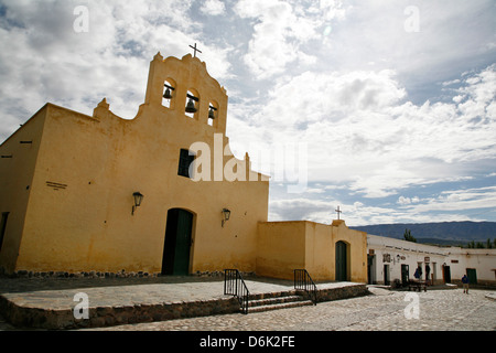 San Jose de Cachi chiesa si trova presso la piazza principale di Cachi, Provincia di Salta, Argentina, Sud America Foto Stock