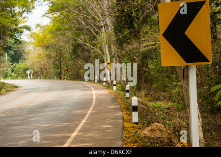 La curva a sinistra. Foto Stock