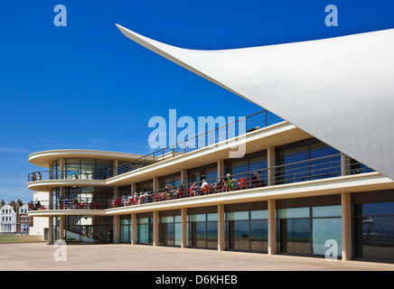 Fase esterna al De La Warr Pavilion, Stroud, East Sussex, Inghilterra, Regno Unito, GB, Unione Europea, Europa Foto Stock