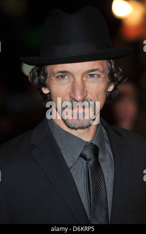 John Hawkes 55th BFI London Film Festival: Martha Marcy può Marlene - proiezione ufficiale tenutasi presso la Vue West End - Arrivi. Foto Stock