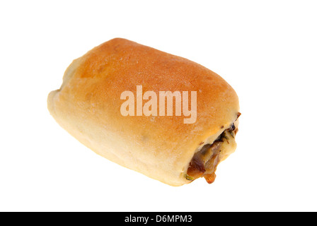 Lievito-torta con champignon su sfondo bianco Foto Stock