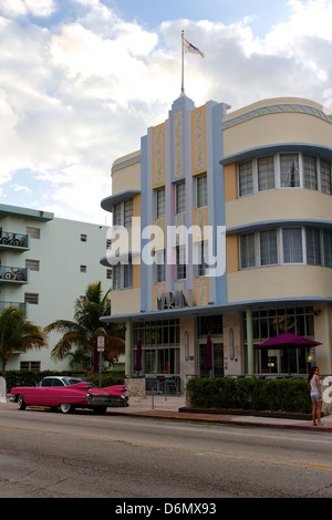 Hotel 'Marlin' a South Beach, Miami, FL, Stati Uniti d'America, un tipico esempio di Miami Art Deco kitsch. Foto Stock