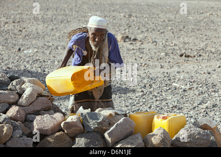 Guyan, Etiopia, distribuzione idrica nel villaggio di Guyan dalla Islamic Relief Foto Stock