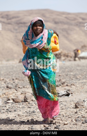 Guyan, Etiopia, distribuzione idrica nel villaggio di Guyan dalla Islamic Relief Foto Stock