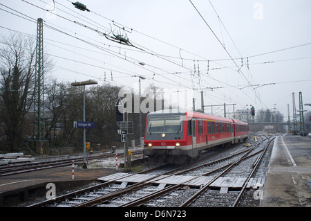 RB47 (treno regionale) Solingen, Germania. Foto Stock