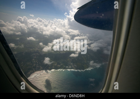 Seawell, Barbados, vista da un aereo della compagnia aerea dei Caraibi LIAT Foto Stock