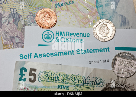 Hmrc british entrate e dogane self assessment dichiarazione per i lavoratori autonomi di persone Foto Stock