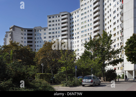 Berlino, Germania, Wohnhochhaeuser nella zona di insediamento Maerkisches Foto Stock