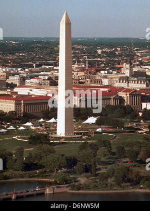 Antenna Monumento di Washington è un obelisco sul National Mall di Washington DC, commemorare George Washington primo presidente Americano, Foto Stock