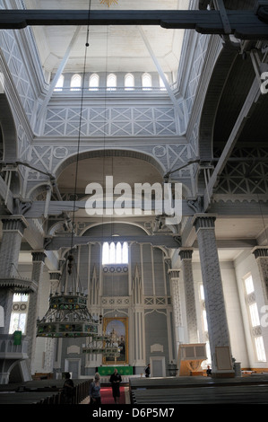 Vista interna della chiesa Kerimaki, la più grande chiesa in legno del mondo, costruito nel 1847, vicino a Savonlinna, Finlandia e Scandinavia Foto Stock