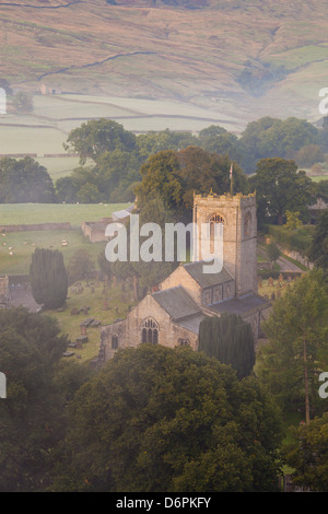 La chiesa, Burnsall, Yorkshire Dales National Park, il Yorkshire, Inghilterra, Regno Unito, Europa Foto Stock