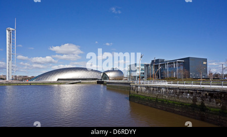 Torre di Glasgow, Glasgow Science Centre e il Teatro IMAX & Principe della dock sul fiume Clyde a Glasgow Scozia & Edificio BiP Foto Stock