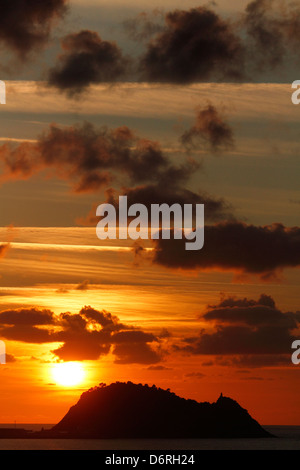 Tramonto in 'Ratón de Guetaria" (in spagnolo: "il topo di Getaria') Foto Stock