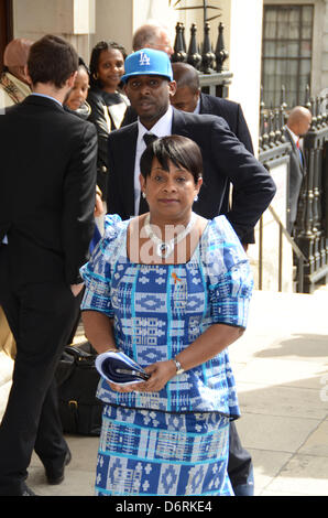 Londra, Regno Unito. 22 aprile 2013: Doreen Lawrence assiste un memoriale di servizio che segna il ventesimo anniversario della morte di Stephen Lawrence che fu fatalmente pugnalato a Londra. Credito: Duncan Penfold/Alamy Live News Foto Stock