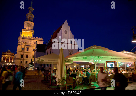 Poznan, Polonia, il municipio, sinistra, presso il Mercato Vecchio (Stary Rynek) Foto Stock