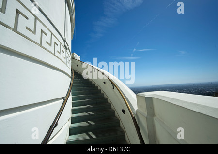 Los Angeles, California, 11 Aprile 2013: una vista di Griffith Observatory. Un ampio angolo, editoriale, immagine. Foto Stock