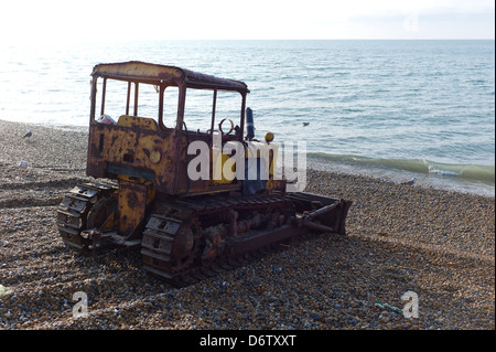 Fisherman's trattore sulla spiaggia, Hastings, Regno Unito Foto Stock