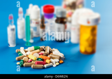 I campioni di medicinali, compresse, capsule, vitamine e placebo Foto Stock