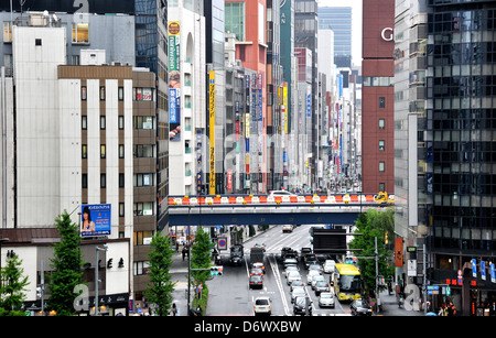 Scena di strada Ginza Tokyo Giappone Foto Stock