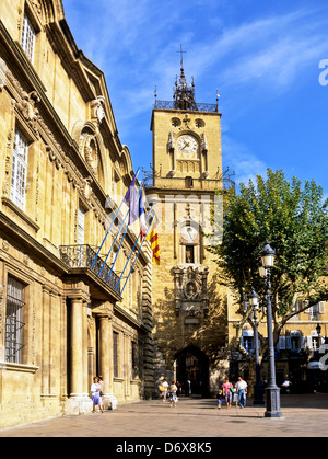 8622. Municipio e Torre dell'Orologio, Aix-en-Provence, Provence, Francia Foto Stock