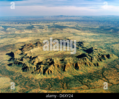 Australia, Territorio del Nord, vista aerea di Gosses Bluff sulla pianura missionaria a sud delle gamme di MacDonnel Foto Stock