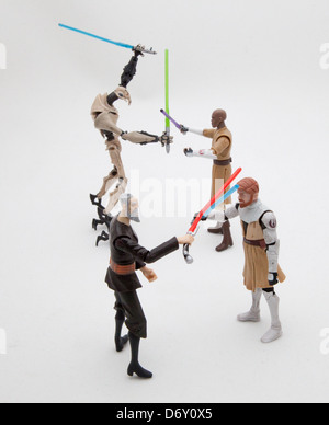 Star Wars action figure in battaglia con luce Sciabole. St Paul Minnesota MN USA Foto Stock