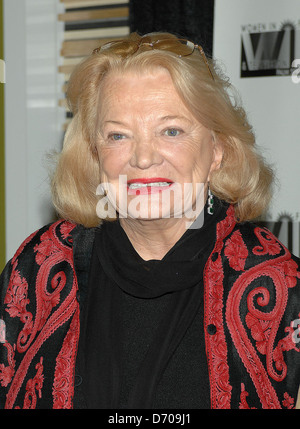 Gena Rowlands Palm Springs donne In Film & Television presenta il quarto anno il vetro rotto Awards tenutosi presso il teatro mostra all'Agua Caliente Casino Resort Spa - Arrivi Palm Desert in California - 02.03.12 C Foto Stock