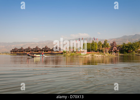Inle Resort Hotel, Lago Inle, Nyaung Shwe Township, Stato Shan, Myanmar (Birmania) Foto Stock