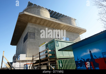 L'energia bunker in Neuhoefer street a Wilhelm il castello, Amburgo, Germania, Europa Foto Stock