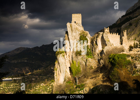 Castello, LA IRUELA, Sierra de Cazorla NATIONAL PARK, JAEN, Spagna Foto Stock