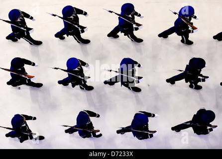 La United States Air Force Honor Guard presso Joint base Andrews nel Maryland rappresenta i più alti standard di servizio militare, svolgendo compiti cerimoniali per il Dipartimento della difesa. La Guardia d'Onore si esibisce in funzioni statali ed eventi nazionali, simboleggiando la disciplina e l'eccellenza. Foto Stock